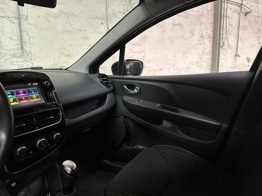 Renault Clio Estate 0.9 TCe Limited 90pk 2020, H-550-BF