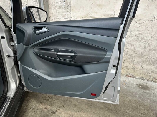 Ford Grand C-Max 1.0 Ambiente 7p. 101pk 2015, G-110-LD