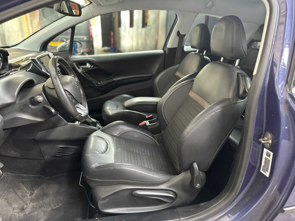 Peugeot 208 1.4 VTi Allure 95pk 2012, 31-XVB-3