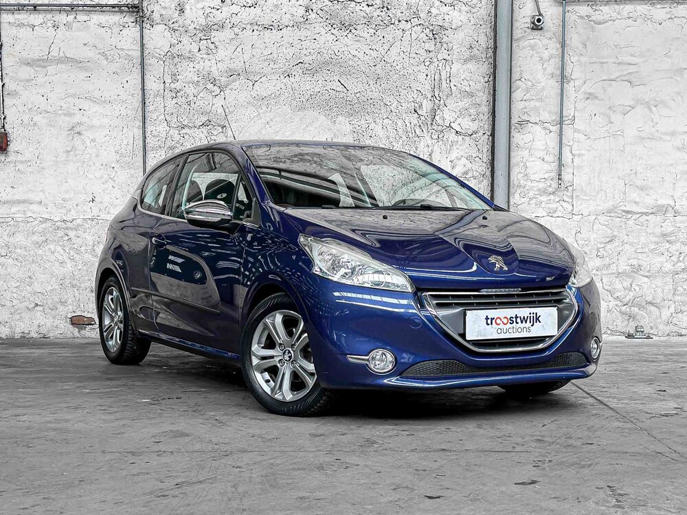 Peugeot 208 1.4 VTi Allure 95pk 2012, 31-XVB-3
