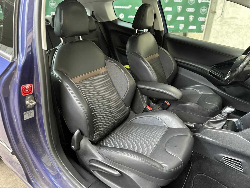 Peugeot 208 1.4 VTi Allure 95pk 2012, 31-XVB-3