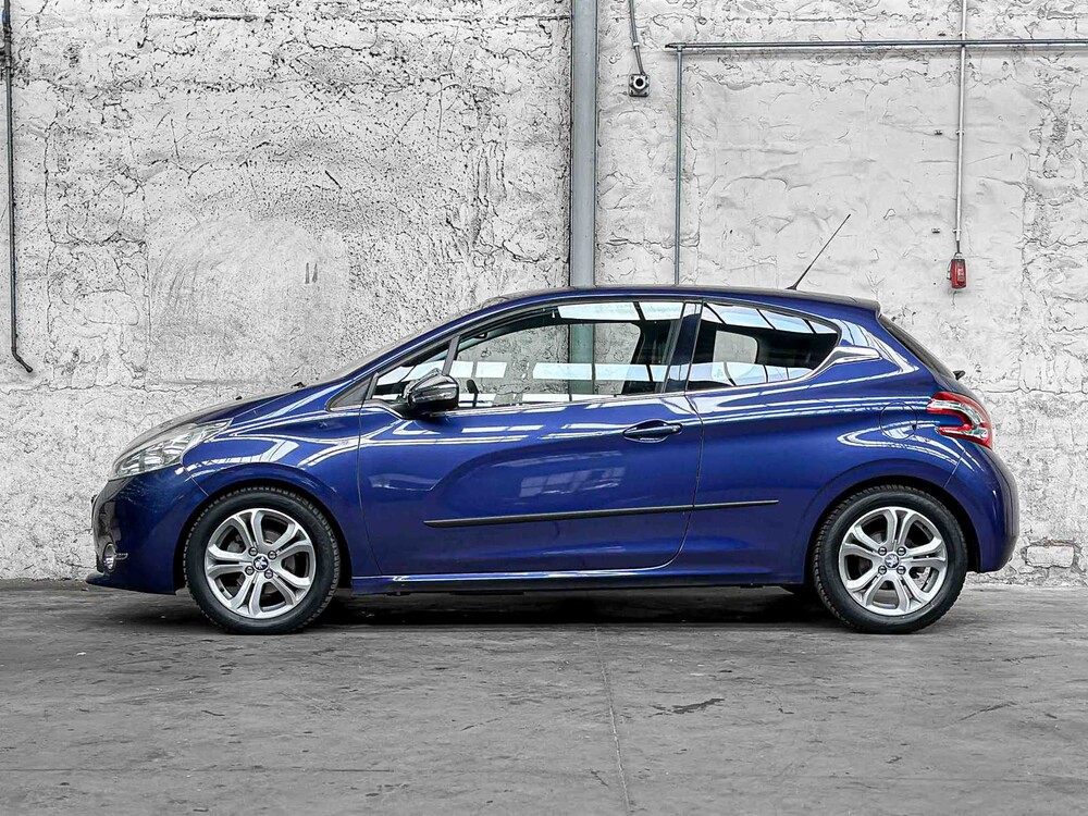 Peugeot 208 1.4 VTi Allure 95pk 2012, 31-XVB-3
