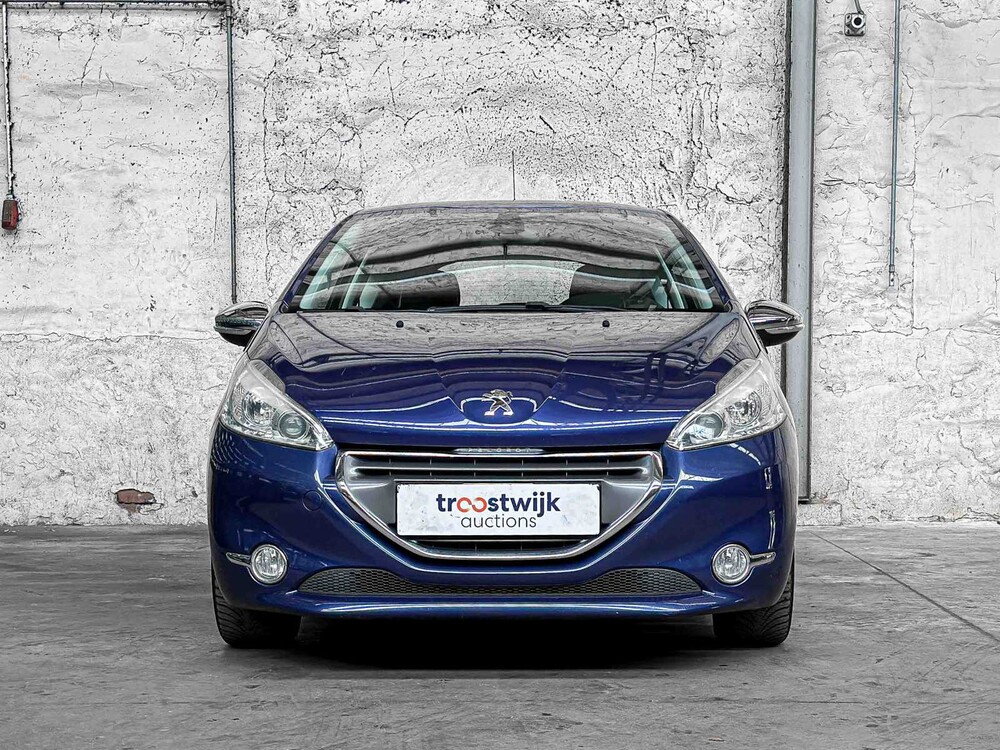 Peugeot 208 1.4 VTi Allure 95pk 2012, 31-XVB-3
