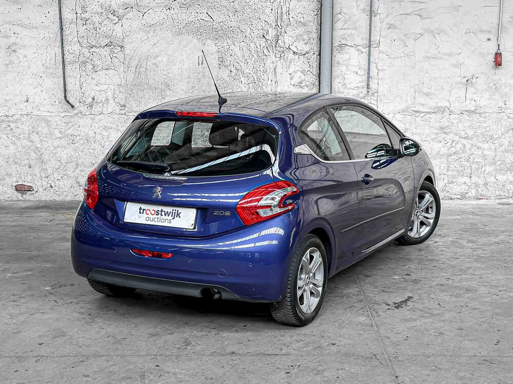 Peugeot 208 1.4 VTi Allure 95pk 2012, 31-XVB-3