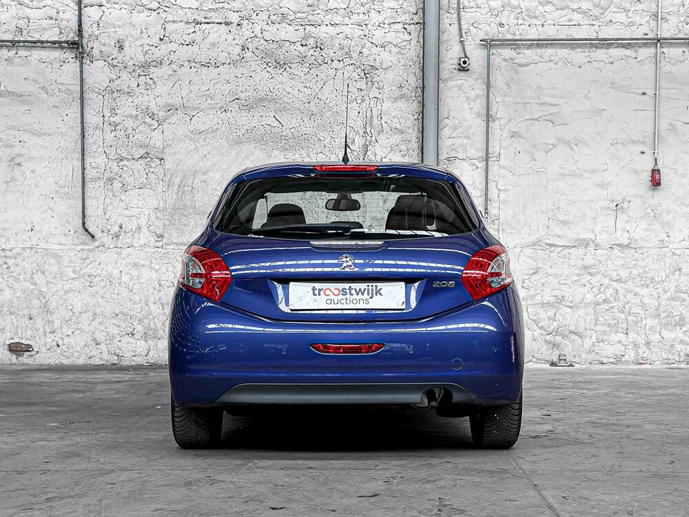 Peugeot 208 1.4 VTi Allure 95pk 2012, 31-XVB-3