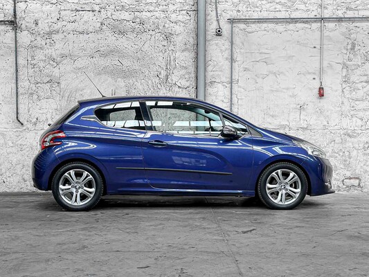 Peugeot 208 1.4 VTi Allure 95pk 2012, 31-XVB-3