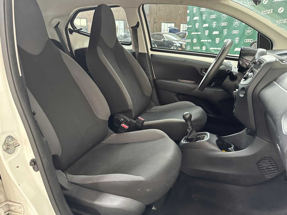 Toyota Aygo 1.0 VVT-i x-fun 72pk 2019, ZF-186-P