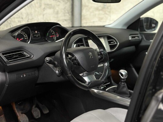 Peugeot 308 SW 1.2 PureTech Allure 131pk 2018, SK-715-Z