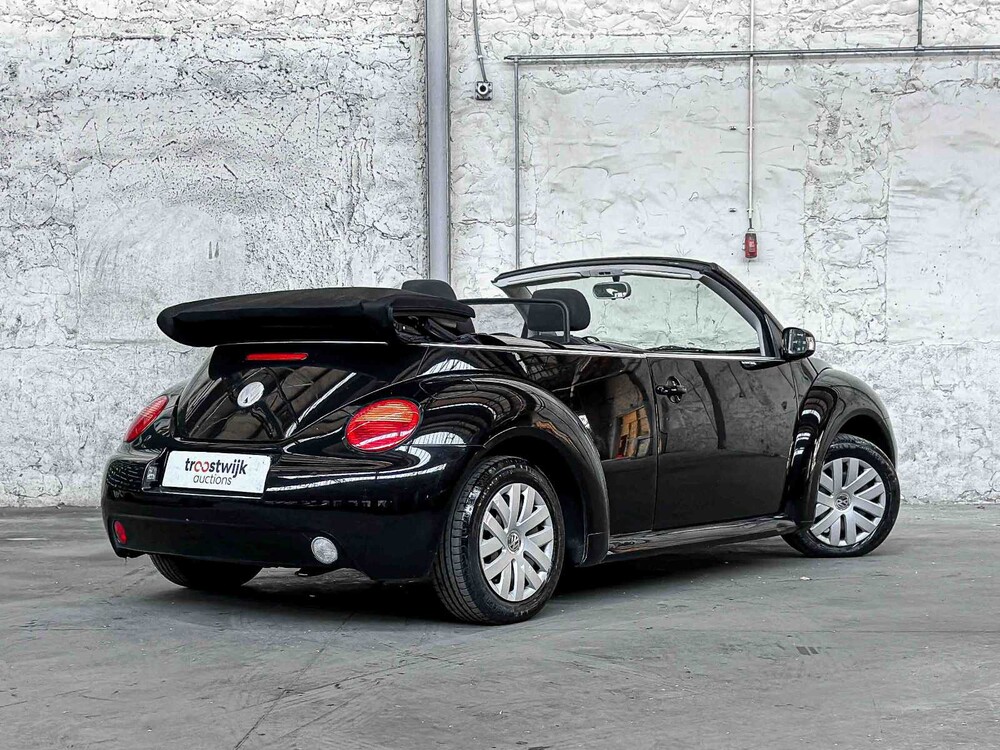 Volkswagen New Beetle Cabriolet 1.6 102pk 2003, 75-GNV-4