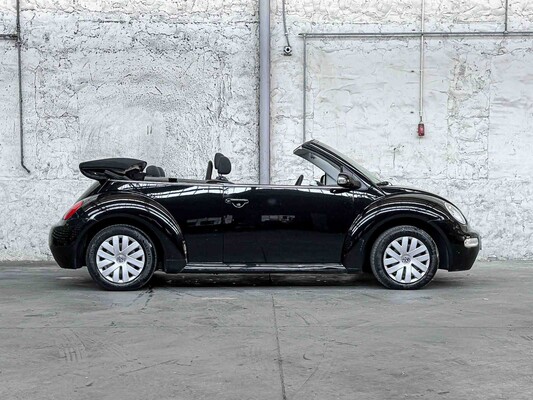 Volkswagen New Beetle Cabriolet 1.6 102pk 2003, 75-GNV-4