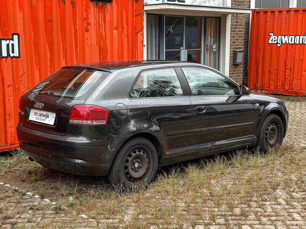 Audi A3 1.6 Attraction 102pk 2003, 22-PK-JP