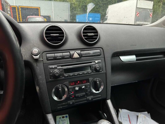 Audi A3 1.6 Attraction 102pk 2003, 22-PK-JP