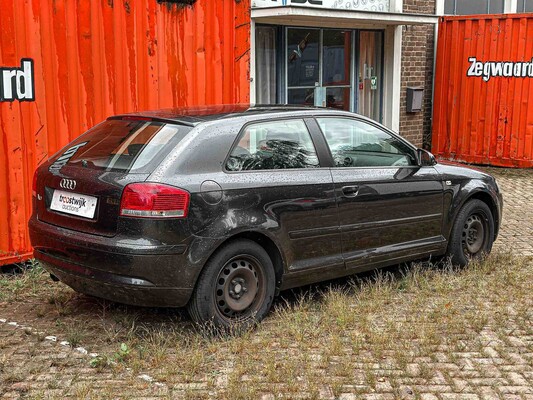 Audi A3 1.6 Attraction 102pk 2003, 22-PK-JP