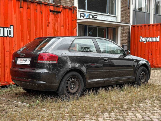 Audi A3 1.6 Attraction 102pk 2003, 22-PK-JP