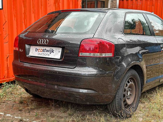 Audi A3 1.6 Attraction 102pk 2003, 22-PK-JP