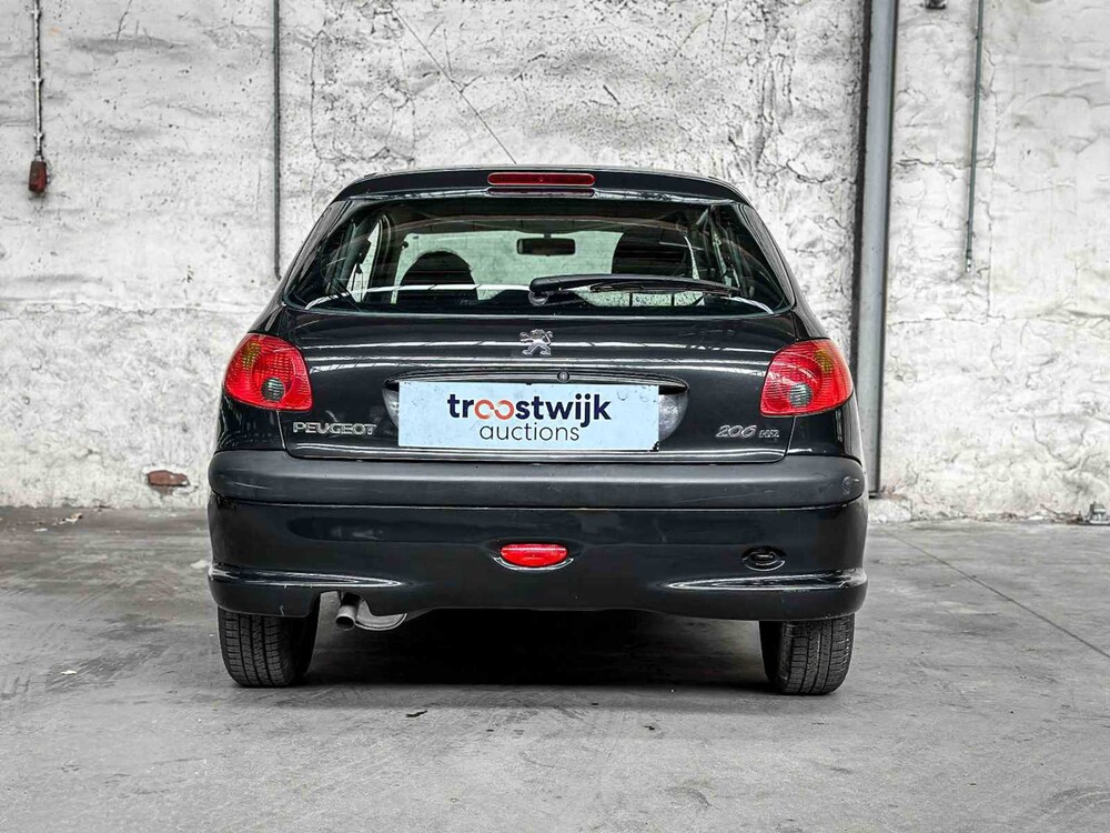 Peugeot 206 1.4 HDI Pop' Art 68pk 2004 -Orig. NL-, 08-PP-VS