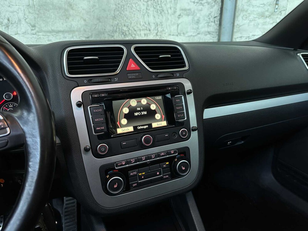 Volkswagen EOS 2.0 TDI 140pk 2012, 25-TTH-3