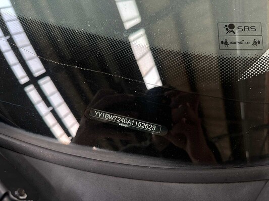 Volvo V70 2.4D Momentum 175pk 2010, 48-KXP-9