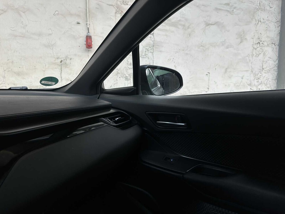 Toyota C-HR 1.2 Dynamic 116pk 2017, NS-334-V