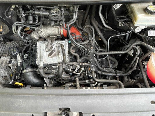 Volkswagen Crafter 35 2.0 TDI L4 EL Highline 177pk 2018, V-106-NZ Bedrijfswagen