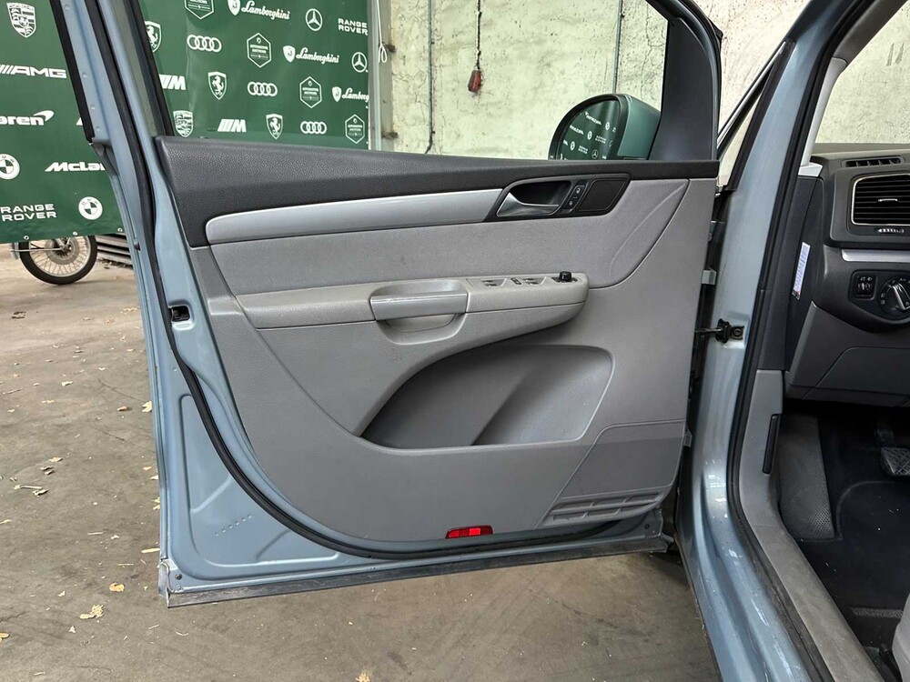 Volkswagen Sharan 1.4 TSI Comfortline 150pk 2012, 69-TFD-4