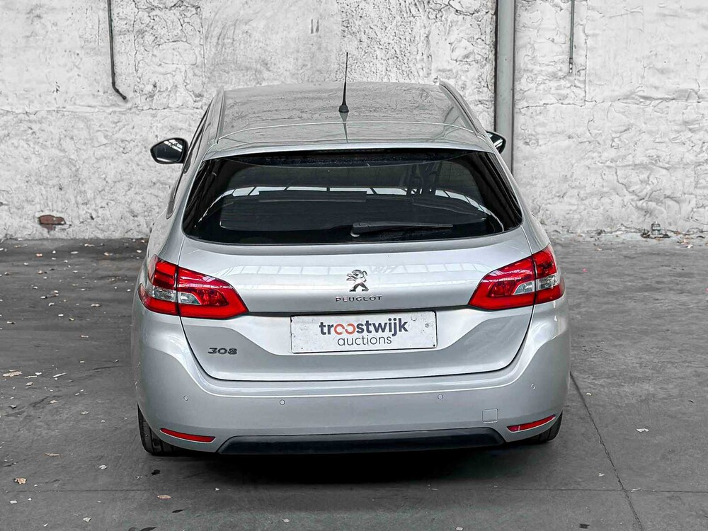 Peugeot 308 1.2 PureTech Allure 110pk 2015, ZT-579-K