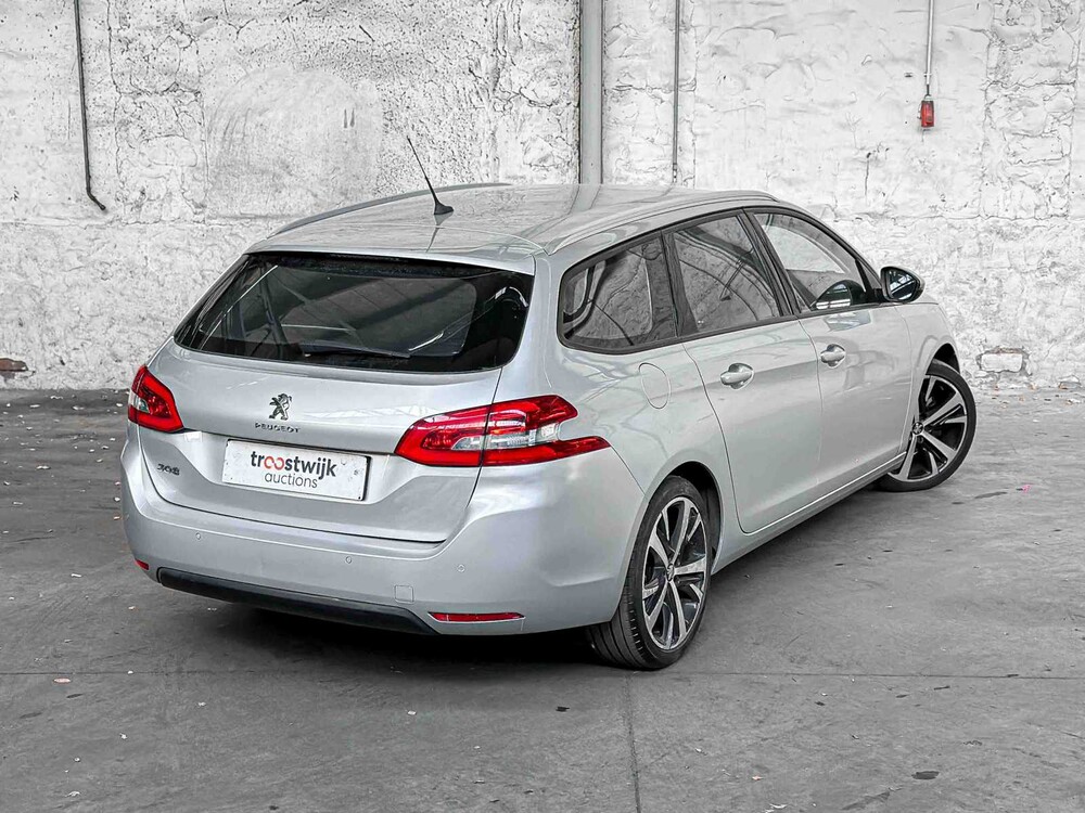 Peugeot 308 1.2 PureTech Allure 110pk 2015, ZT-579-K