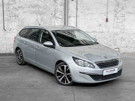 Peugeot 308 1.2 PureTech Allure 110pk 2015, ZT-579-K