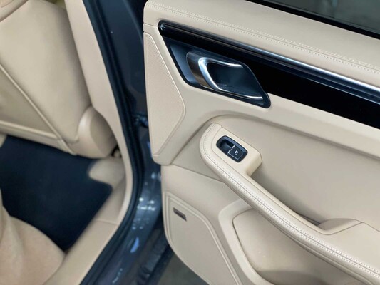 Porsche Macan 3.0 V6 S 340PS 2015, GN-088-F