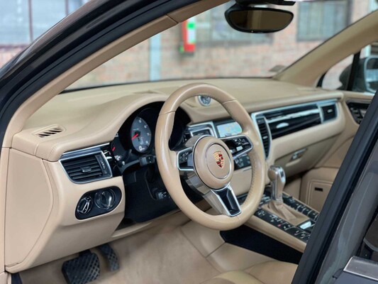 Porsche Macan 3.0 V6 S 340PS 2015, GN-088-F