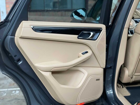 Porsche Macan 3.0 V6 S 340PS 2015, GN-088-F