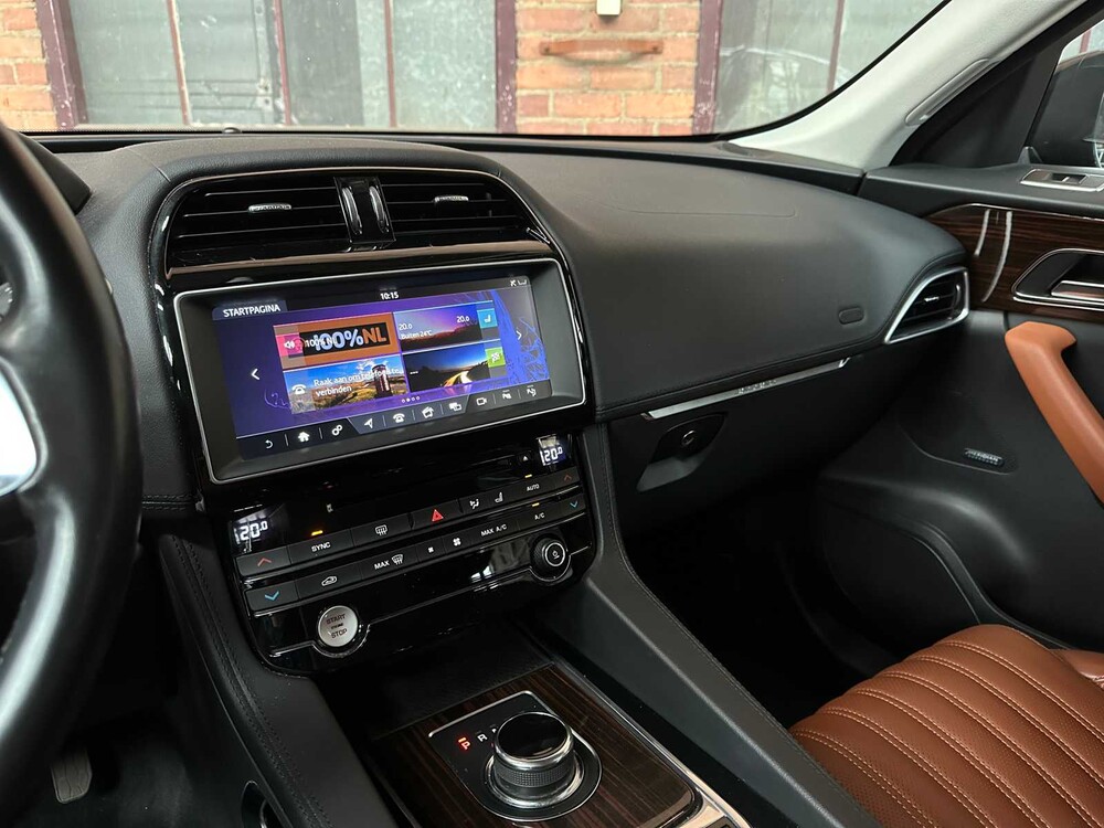 Jaguar F-PACE 2.0 Portfolio AWD 25d 241hp 2017, SV-524-B