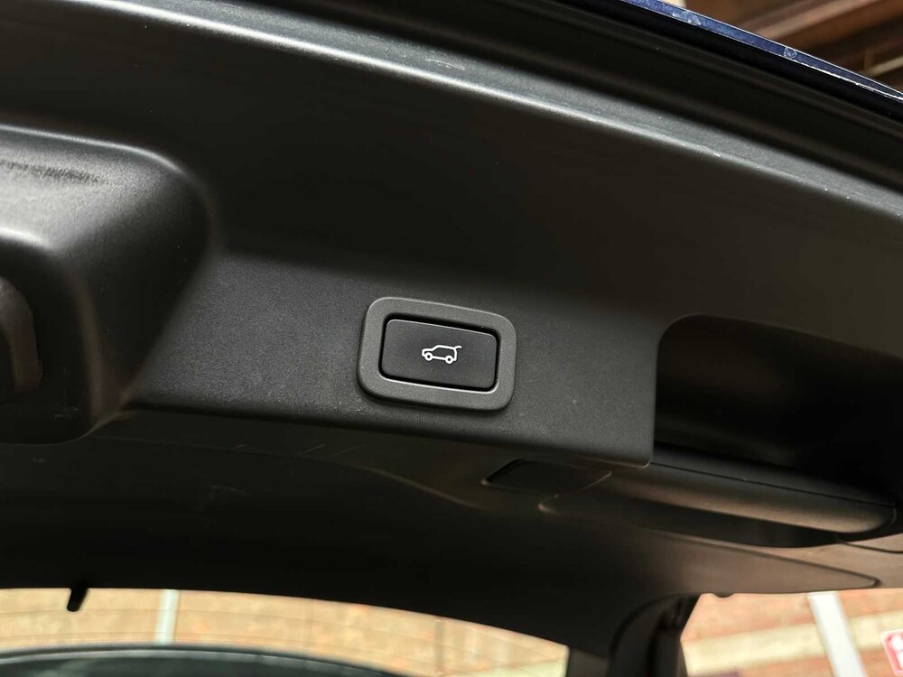 Jaguar F-PACE 2.0 Portfolio AWD 25d 241hp 2017, SV-524-B