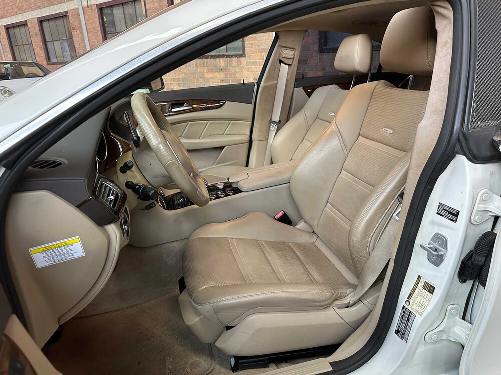 Mercedes-Benz CLS63 AMG 5.5 V8 525PS 2012 CLS-Klasse (53.000 KM)