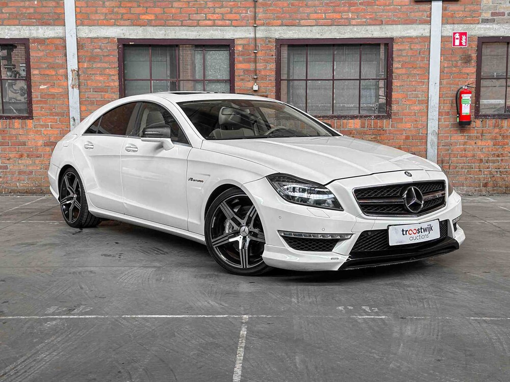 Mercedes-Benz CLS63 AMG 5.5 V8 525PS 2012 CLS-Klasse (53.000 KM)