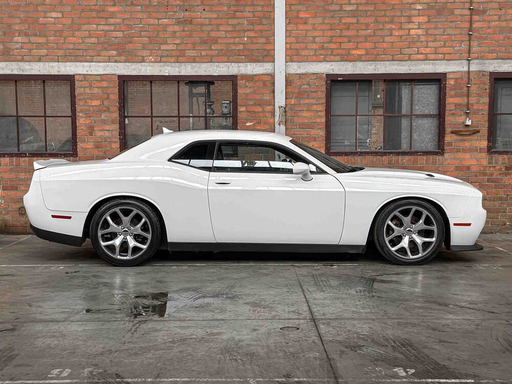 Dodge Challenger SXT PLUS 3.6 V6 305PS 2016