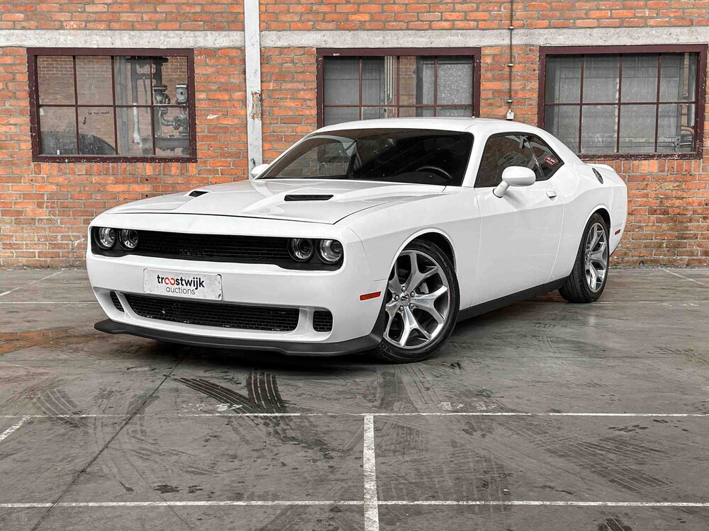 Dodge Challenger SXT PLUS 3.6 V6 305PS 2016