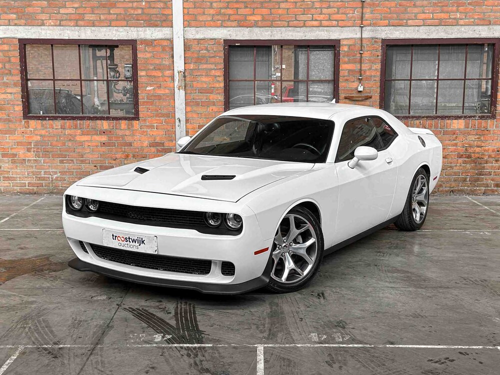 Dodge Challenger SXT PLUS 3.6 V6 305PS 2016