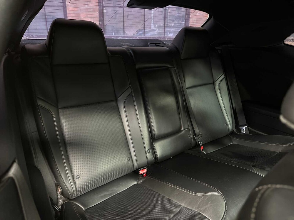 Dodge Challenger SXT PLUS 3.6 V6 305PS 2016