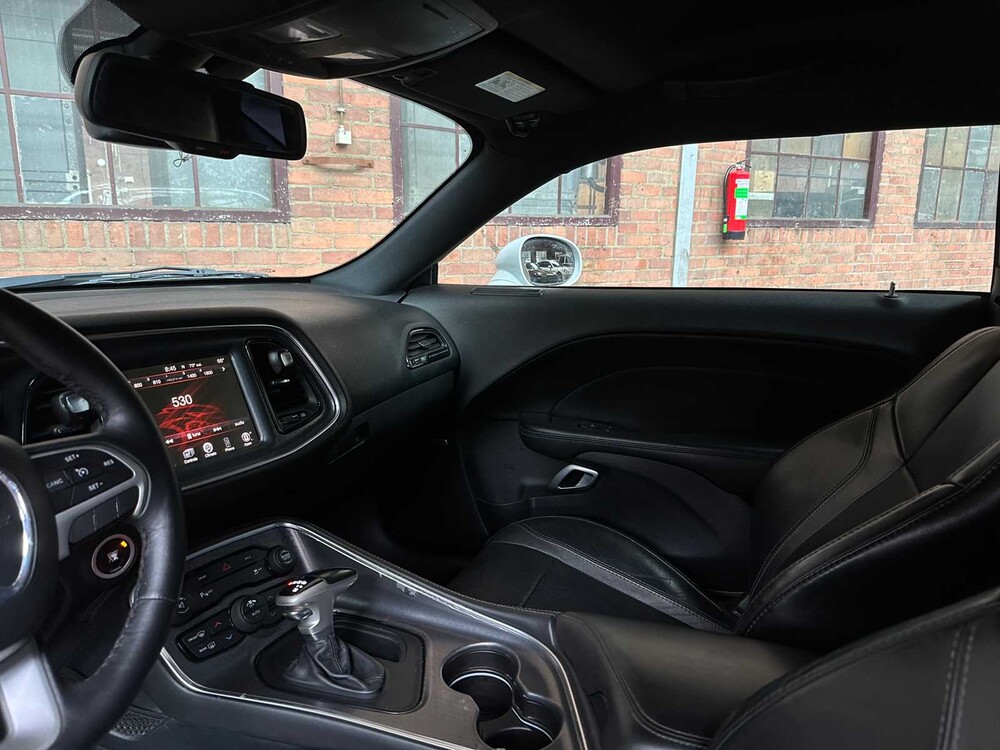 Dodge Challenger SXT PLUS 3.6 V6 305PS 2016