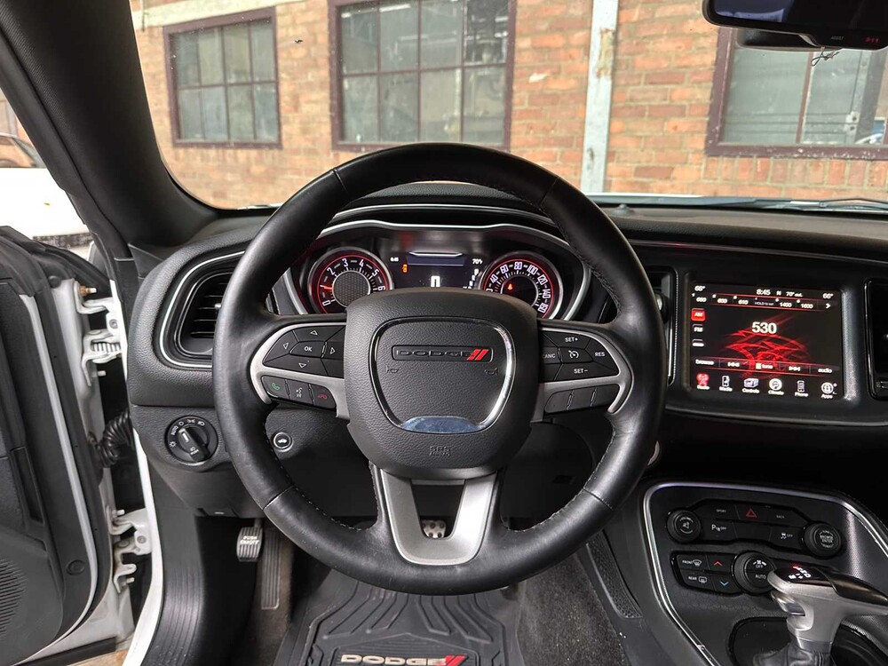 Dodge Challenger SXT PLUS 3.6 V6 305PS 2016