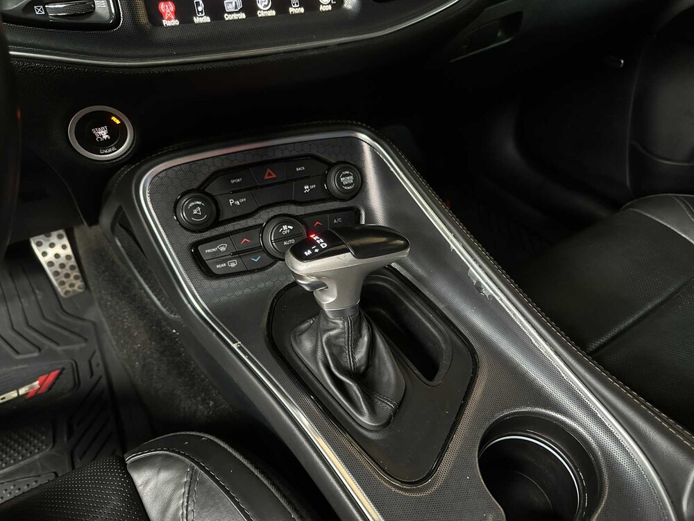 Dodge Challenger SXT PLUS 3.6 V6 305PS 2016