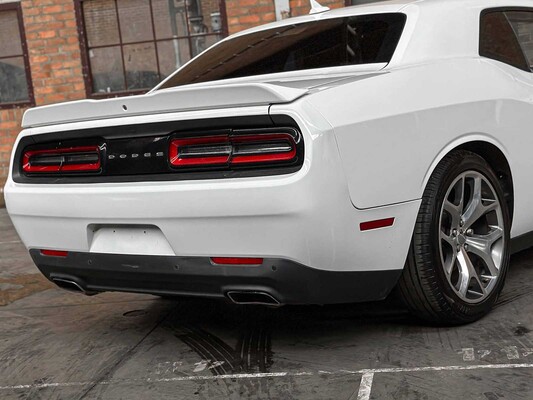 Dodge Challenger SXT PLUS 3.6 V6 305PS 2016