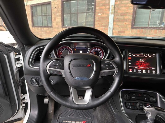 Dodge Challenger SXT PLUS 3.6 V6 305PS 2016