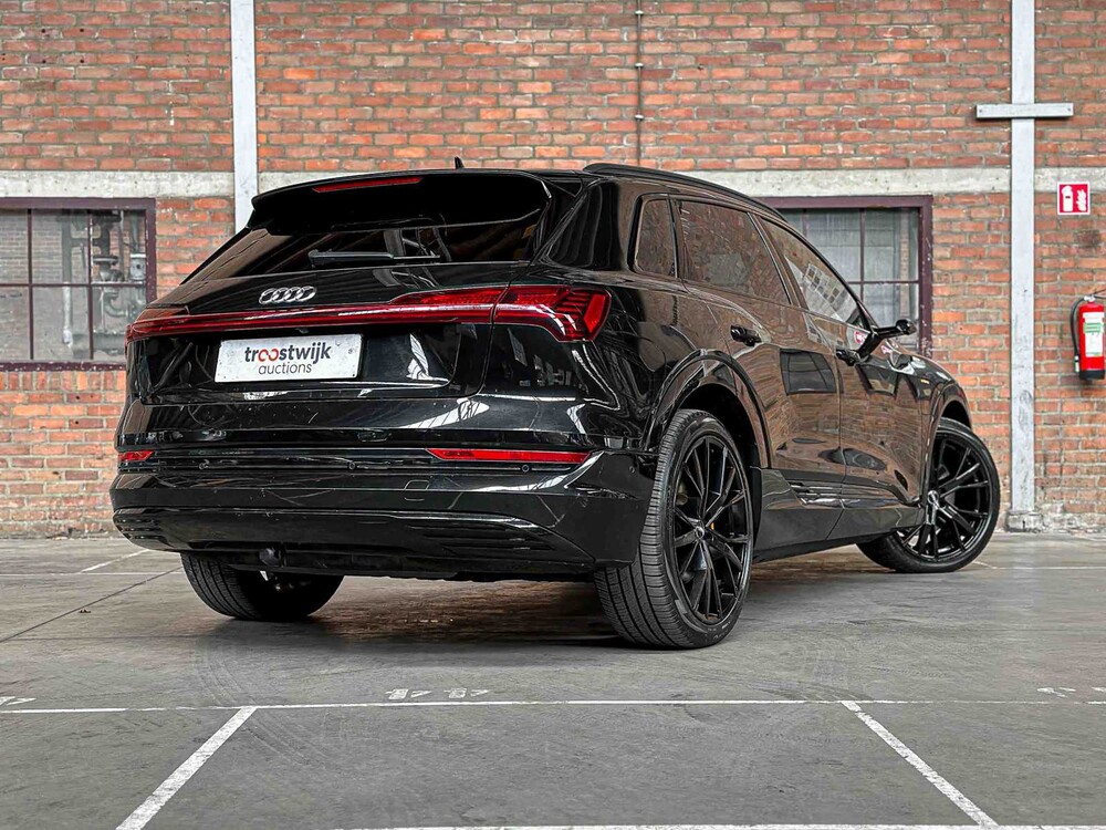 Audi e-tron 55 Quattro Advanced 95 kWh S-Line 408PS 2019, G-443-RT