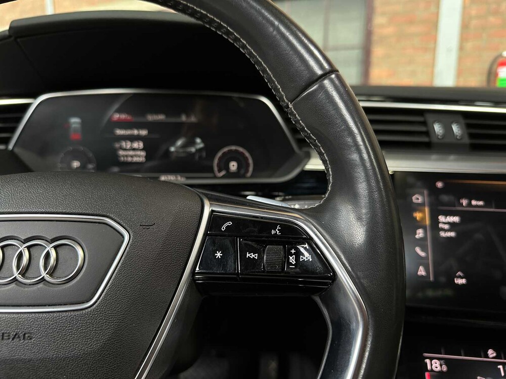 Audi e-tron 55 Quattro Advanced 95 kWh S-Line 408PS 2019, G-443-RT
