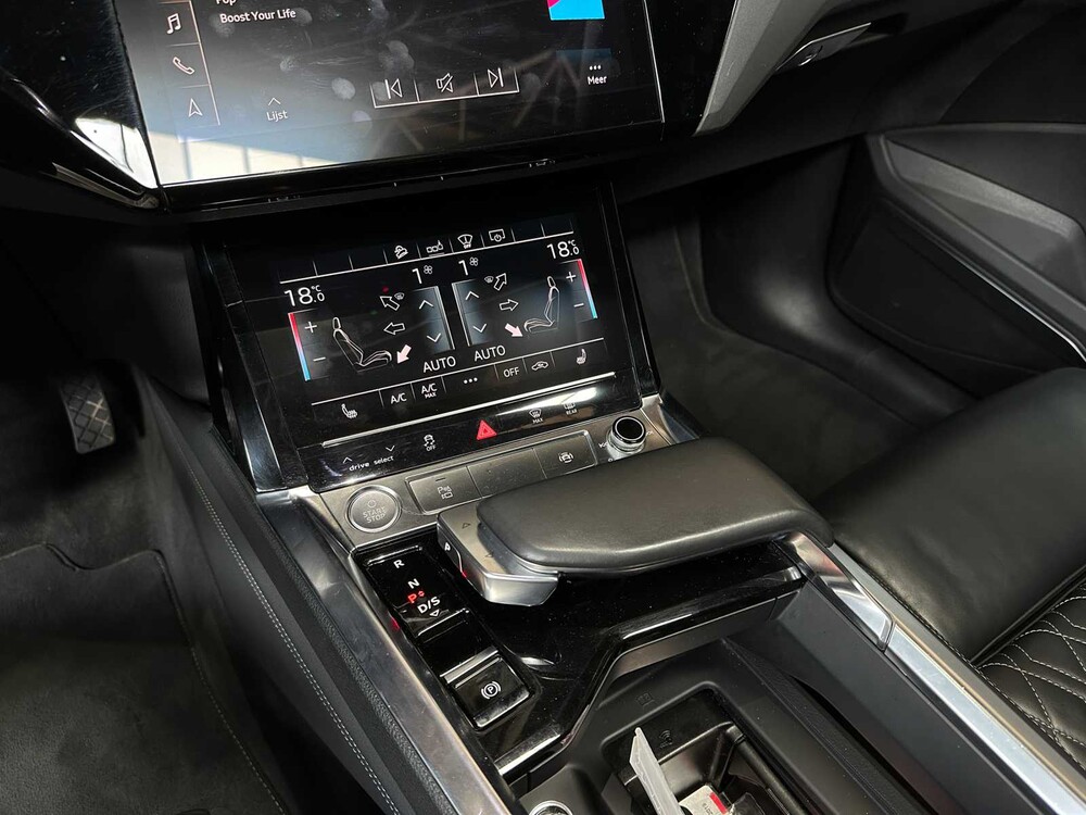 Audi e-tron 55 Quattro Advanced 95 kWh S-Line 408PS 2019, G-443-RT