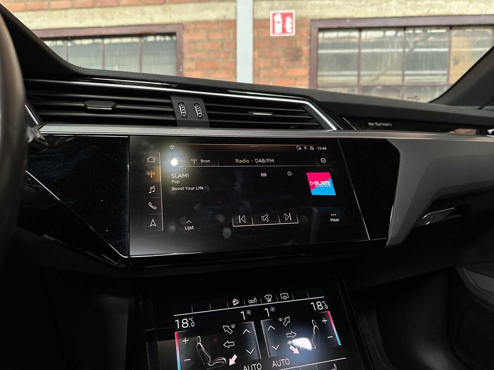 Audi e-tron 55 Quattro Advanced 95 kWh S-Line 408PS 2019, G-443-RT