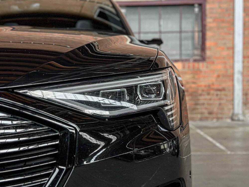 Audi e-tron 55 Quattro Advanced 95 kWh S-Line 408PS 2019, G-443-RT