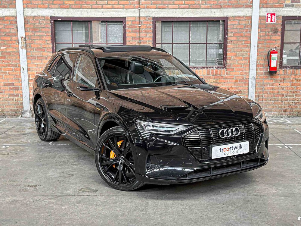 Audi e-tron 55 Quattro Advanced 95 kWh S-Line 408PS 2019, G-443-RT